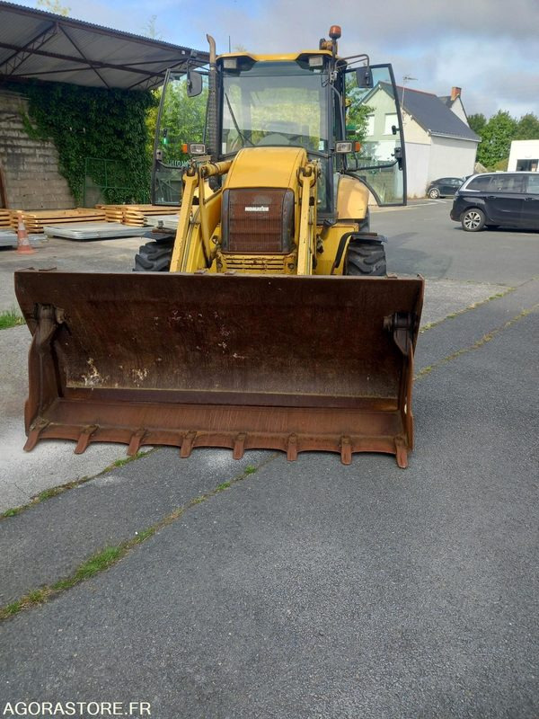 Chargeuse Pelleteuse - Backhoe loader: gambar 1 Chargeuse Pelleteuse - Backhoe loader: gambar 1