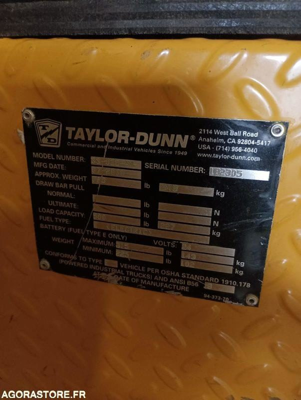 Chariot électrique TAYLOR DUNN - Bon état - 2010 - Traktor derek: gambar 4 Chariot électrique TAYLOR DUNN - Bon état - 2010 - Traktor derek: gambar 4