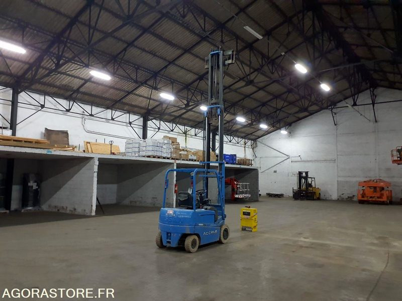 Chariot élévateur ELEC 2.5T Triplex 5,5M NISSAN QO2L25 - Forklift listrik: gambar 4 Chariot élévateur ELEC 2.5T Triplex 5,5M NISSAN QO2L25 - Forklift listrik: gambar 4