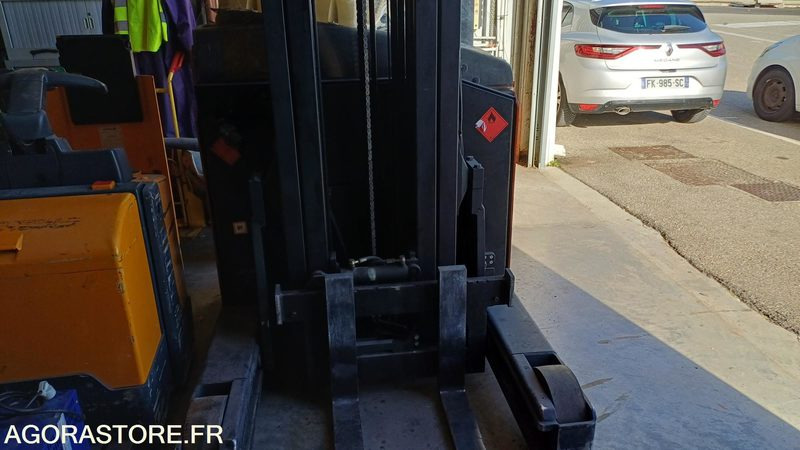 Chariot retractable (Cat.5 R489) Toyota RRE2 5600H (C703) - Forklift: gambar 2 Chariot retractable (Cat.5 R489) Toyota RRE2 5600H (C703) - Forklift: gambar 2
