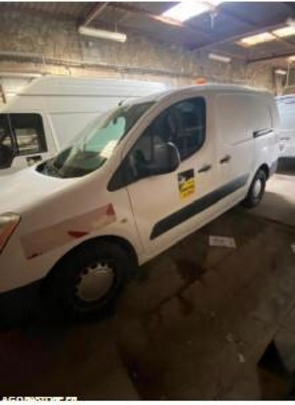 Citroen Berlingo - 147731kms - 2008 - AM 177 JF - Van kecil: gambar 4 Citroen Berlingo - 147731kms - 2008 - AM 177 JF - Van kecil: gambar 4