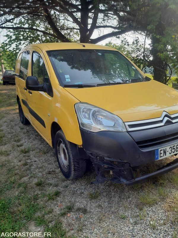 Citroën Berlingo - 2017 - 115000 KM - Van kecil: gambar 2 Citroën Berlingo - 2017 - 115000 KM - Van kecil: gambar 2