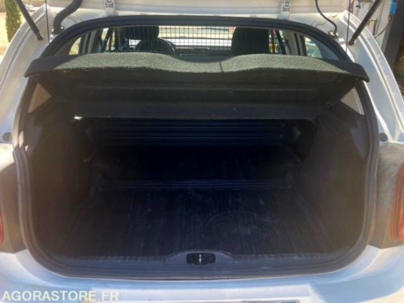 Citroën C3 société blue HDI 100 BVM6 FEEL NAV - Mobil: gambar 5 Citroën C3 société blue HDI 100 BVM6 FEEL NAV - Mobil: gambar 5