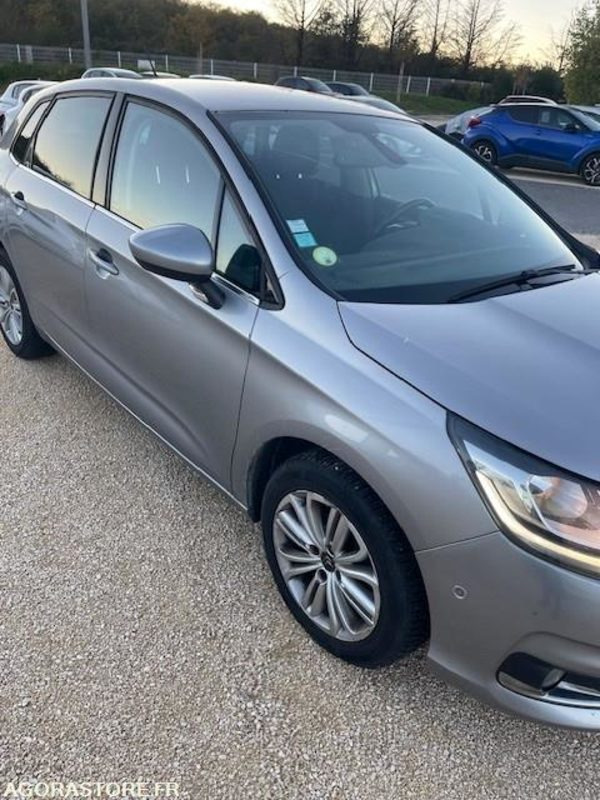 Citroën C4 - 2016 - 357665 Kms - Mobil: gambar 3 Citroën C4 - 2016 - 357665 Kms - Mobil: gambar 3