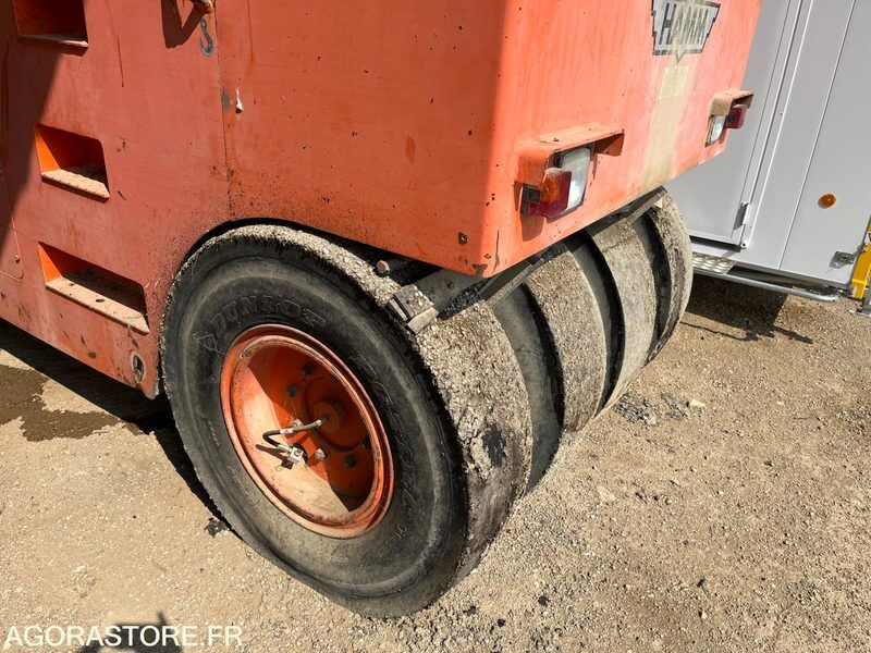 Compacteur à pneu type P3 HAMM - Roller: gambar 5 Compacteur à pneu type P3 HAMM - Roller: gambar 5