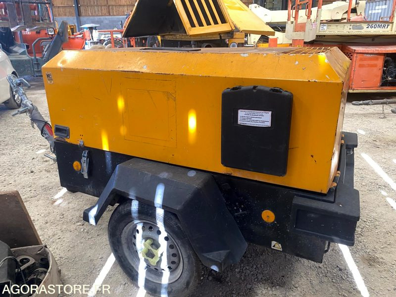 Compresseur de chantier DOOSAN 7/31 - INGERSOLL RAND - Kompresor udara: gambar 4 Compresseur de chantier DOOSAN 7/31 - INGERSOLL RAND - Kompresor udara: gambar 4