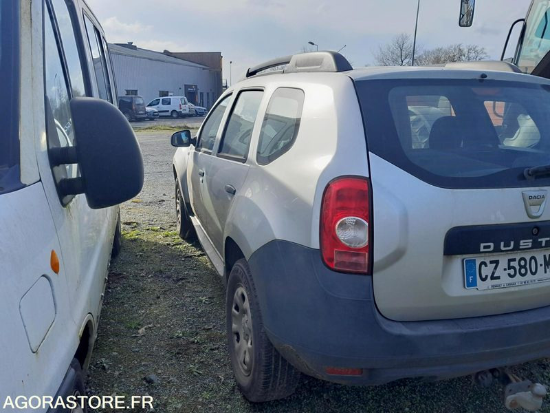 DACIA DUSTER - Mobil SUV: gambar 4 DACIA DUSTER - Mobil SUV: gambar 4