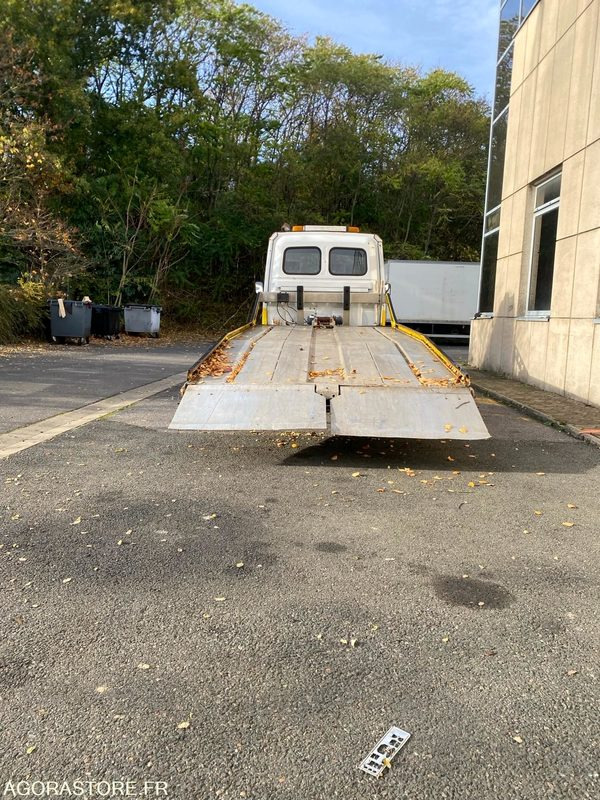 DEPANNEUSE RENAULT 187000 KM - Van jungkit: gambar 4 DEPANNEUSE RENAULT 187000 KM - Van jungkit: gambar 4