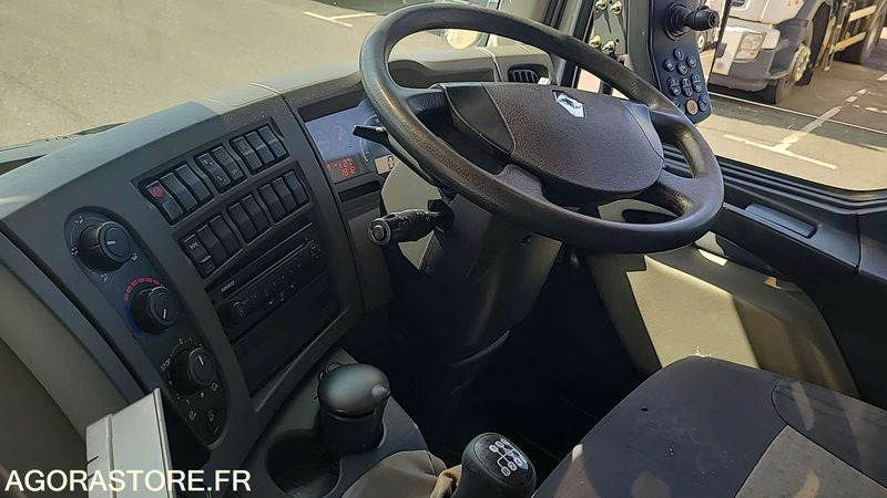 DJ 330 YP - RENAULT MIDLUM 220 - 2014 - 96138KM - Penyapu jalan: gambar 5 DJ 330 YP - RENAULT MIDLUM 220 - 2014 - 96138KM - Penyapu jalan: gambar 5