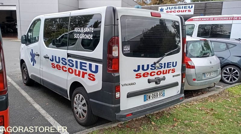 DW-069-VS - Non Roulant - OPEL VIVARO - VASP - 328 164 Kms - Ambulans: gambar 3 DW-069-VS - Non Roulant - OPEL VIVARO - VASP - 328 164 Kms - Ambulans: gambar 3