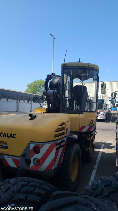 EAU 152 - Pelle hydraulique MECALAC 10 MSX - 2003 - Ekskavator: gambar 1 EAU 152 - Pelle hydraulique MECALAC 10 MSX - 2003 - Ekskavator: gambar 1