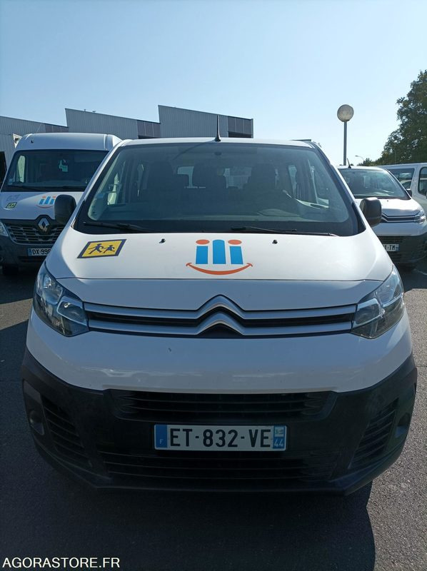 ET-832-VE - Roulant - VP - CITROEN JUMPY SPACE TOURER - 9 PLACES - 237 345 Kms - Bus mini, Van penumpang: gambar 3 ET-832-VE - Roulant - VP - CITROEN JUMPY SPACE TOURER - 9 PLACES - 237 345 Kms - Bus mini, Van penumpang: gambar 3