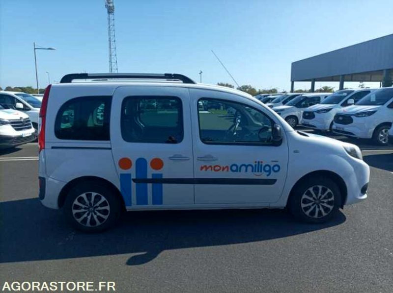 EX-801-MV - Roulant - RENAULT KANGOO - VP - 226 710 Kms - Mobil: gambar 4 EX-801-MV - Roulant - RENAULT KANGOO - VP - 226 710 Kms - Mobil: gambar 4