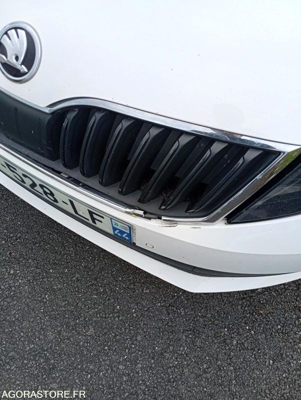 EY-528-LF - Roulant - SKODA OCTAVIA - VP - 421 000 Kms - Mobil: gambar 5 EY-528-LF - Roulant - SKODA OCTAVIA - VP - 421 000 Kms - Mobil: gambar 5
