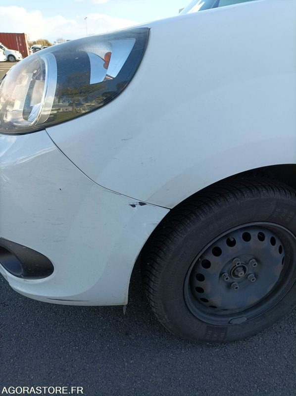 Mobil FA-586-ME - Roulant - RENAULT KANGOO - VP - 172 179 Kms: gambar 16 Mobil FA-586-ME - Roulant - RENAULT KANGOO - VP - 172 179 Kms: gambar 16