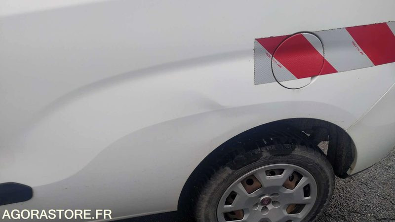 Van kecil FIAT DOBLO - 2017 - 110593KM - EN986HM: gambar 22