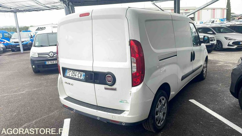 FIAT DOBLO - 2018 - 73197KM - FC054CW - Van kecil: gambar 4 FIAT DOBLO - 2018 - 73197KM - FC054CW - Van kecil: gambar 4