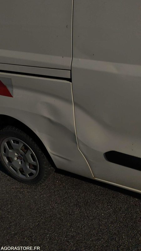 FIAT DOBLO CARGO MAXI - 2017 - 133644KM - EN008HN - Van kecil: gambar 4 FIAT DOBLO CARGO MAXI - 2017 - 133644KM - EN008HN - Van kecil: gambar 4