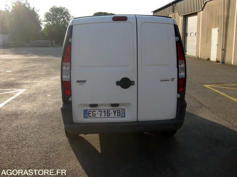 FIAT DOBLO - Van kecil: gambar 4 FIAT DOBLO - Van kecil: gambar 4