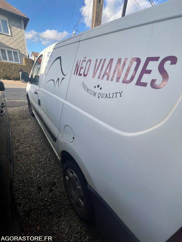 FIAT- SCUDO - 2015 - 350 000 KM - FRIGORIFIQUE MULTI TEMPERATURE - Van berpendingin: gambar 1 FIAT- SCUDO - 2015 - 350 000 KM - FRIGORIFIQUE MULTI TEMPERATURE - Van berpendingin: gambar 1