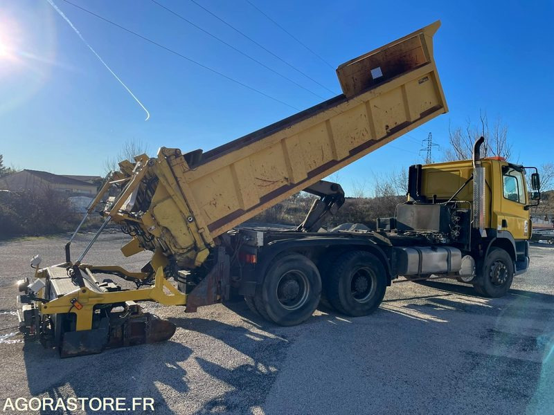 FINISSEUR D’INTERVENTION RAPIDE - DAF - FIR 3000 - 2003 / 335000 KM - Aspal sprayer: gambar 5 FINISSEUR D’INTERVENTION RAPIDE - DAF - FIR 3000 - 2003 / 335000 KM - Aspal sprayer: gambar 5
