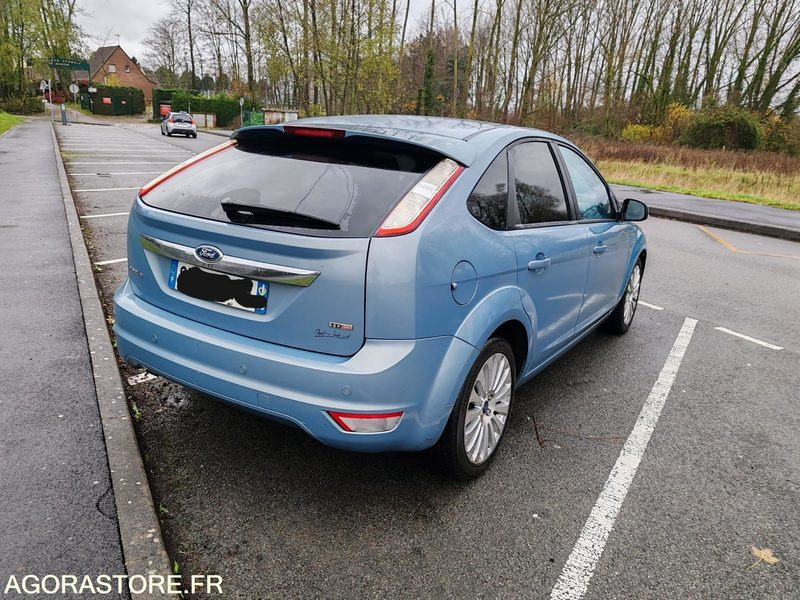 FORD FOCUS 1.6 TDCI 110 TITANIUM - Mobil: gambar 3 FORD FOCUS 1.6 TDCI 110 TITANIUM - Mobil: gambar 3