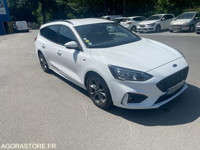 FORD FOCUS finition ST Line 122800 Kms 2021 - Station wagon: gambar 1 FORD FOCUS finition ST Line 122800 Kms 2021 - Station wagon: gambar 1