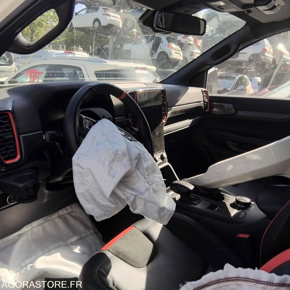 FORD RANGER RAPTOR (2025) - Truk pikap: gambar 5 FORD RANGER RAPTOR (2025) - Truk pikap: gambar 5