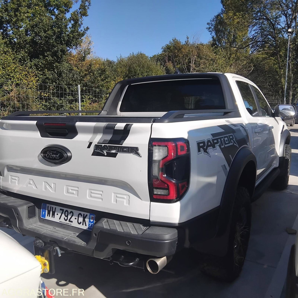 FORD RANGER RAPTOR (2025) - Truk pikap: gambar 4 FORD RANGER RAPTOR (2025) - Truk pikap: gambar 4