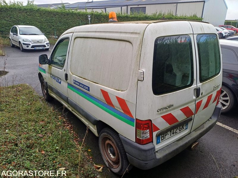 FOURGONNETTE - CITROEN - BERLINGO - 2011 / 292700 KM - BP142GK - Van kecil: gambar 2 FOURGONNETTE - CITROEN - BERLINGO - 2011 / 292700 KM - BP142GK - Van kecil: gambar 2