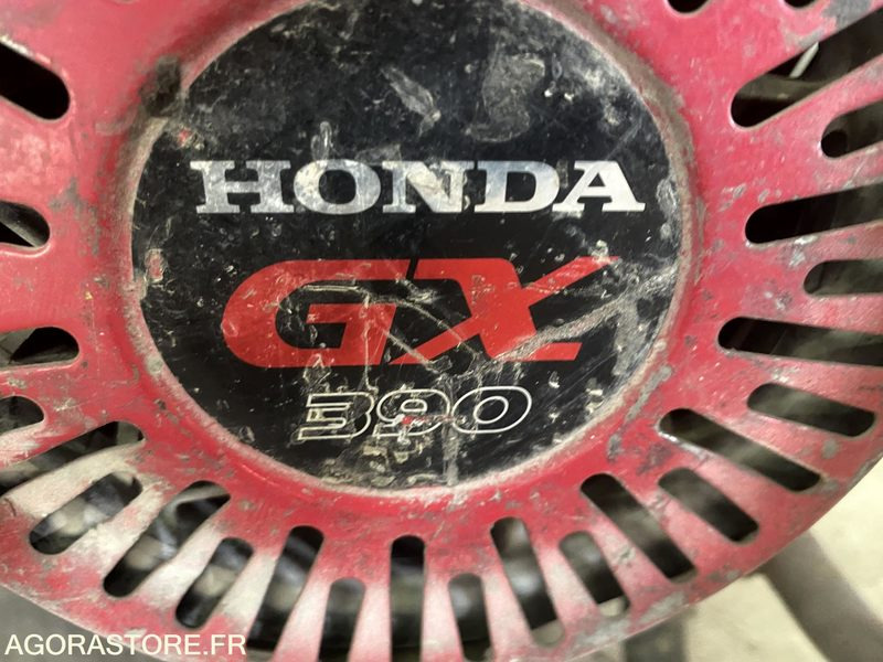 Groupe électrogène Pramac ES8000 - Genset: gambar 4 Groupe électrogène Pramac ES8000 - Genset: gambar 4