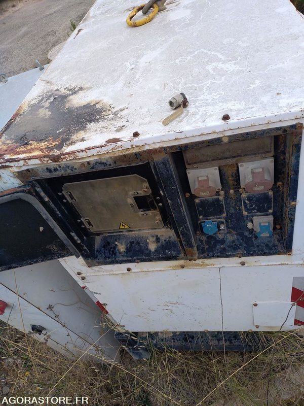 Groupe électrogène SDMO 60 kVA - Genset: gambar 4 Groupe électrogène SDMO 60 kVA - Genset: gambar 4