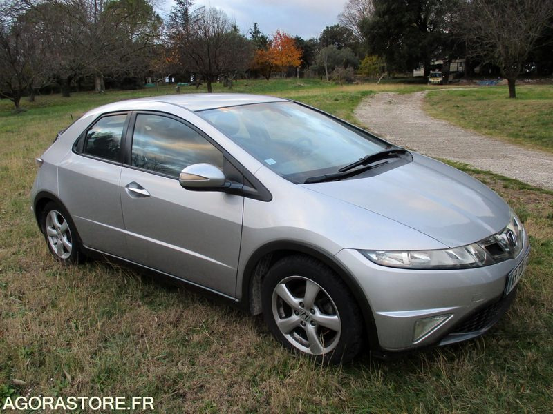 Honda Civic VIII 1.4i VTEC 100Cv Virtuose - Mobil: gambar 4 Honda Civic VIII 1.4i VTEC 100Cv Virtuose - Mobil: gambar 4