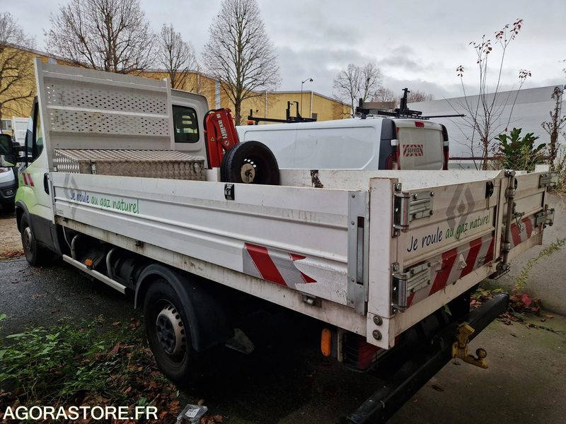 IVECO 35S14N BENNE BASCULANTE + GRUE - 2021 / 45910 KM (GA548QX) - Van jungkit: gambar 5 IVECO 35S14N BENNE BASCULANTE + GRUE - 2021 / 45910 KM (GA548QX) - Van jungkit: gambar 5