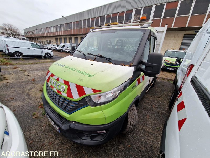 IVECO 35S14N BENNE BASCULANTE + GRUE - 2021/ 51912 KM (GA533QX) - Van jungkit: gambar 1 IVECO 35S14N BENNE BASCULANTE + GRUE - 2021/ 51912 KM (GA533QX) - Van jungkit: gambar 1