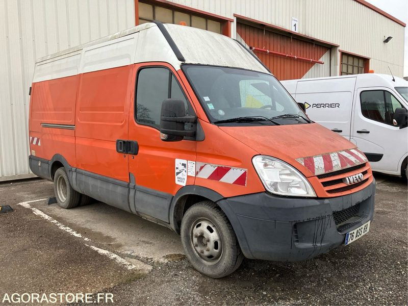 IVECO - 50C15 - 2007 / 332349 KM (P2001860) - Van panel: gambar 3 IVECO - 50C15 - 2007 / 332349 KM (P2001860) - Van panel: gambar 3