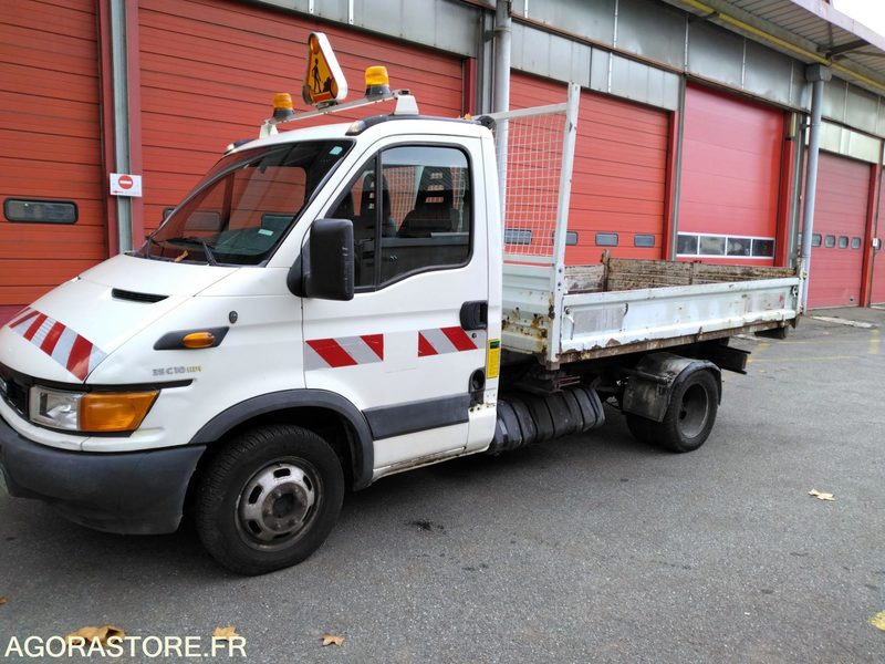 IVECO AMPLIROLL - Van flatbed: gambar 1 IVECO AMPLIROLL - Van flatbed: gambar 1