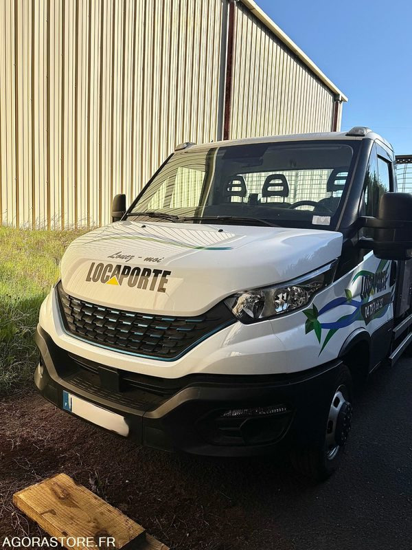 IVECO BENNE - 2020 - 35 700km - Van jungkit: gambar 2 IVECO BENNE - 2020 - 35 700km - Van jungkit: gambar 2