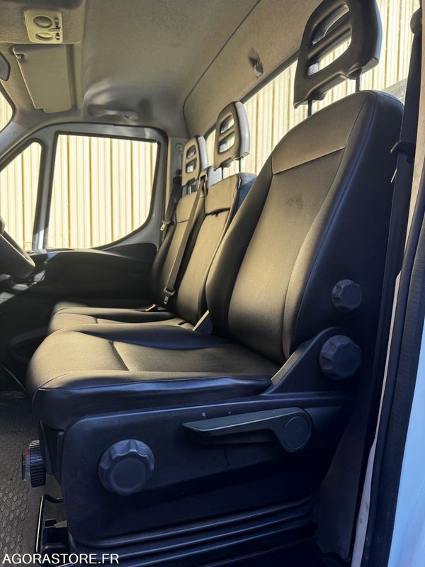IVECO BENNE - 2020 - 35 700km - Van jungkit: gambar 5 IVECO BENNE - 2020 - 35 700km - Van jungkit: gambar 5