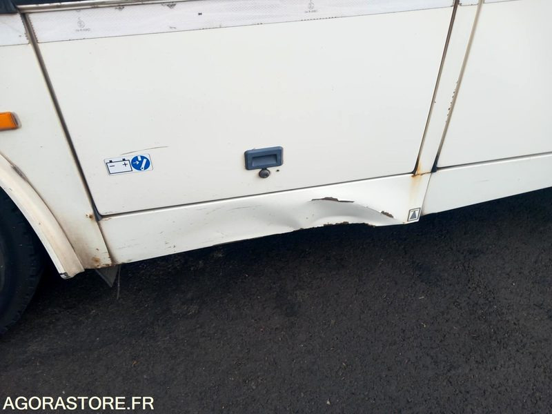 IVECO BUS AXER N°073267 - Bus sekolah: gambar 2 IVECO BUS AXER N°073267 - Bus sekolah: gambar 2