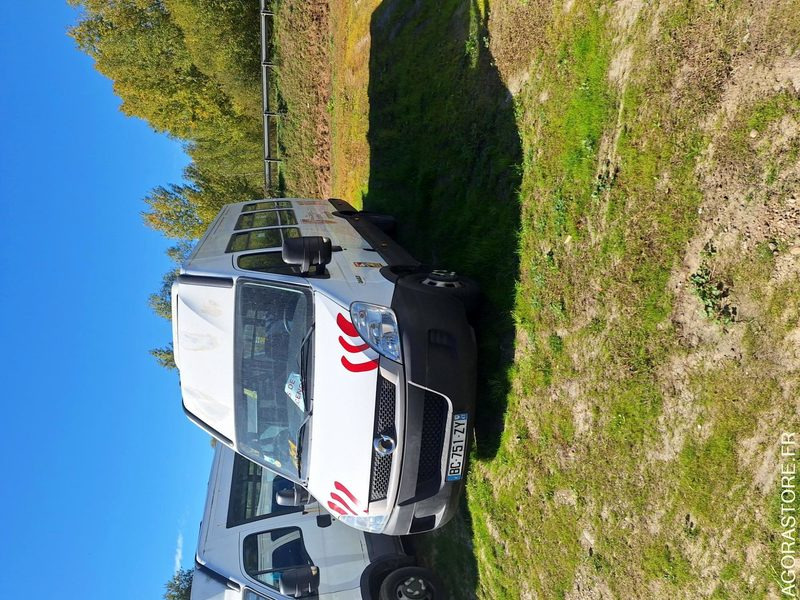 IVECO BUS DAILY N°102095 - Bus mini, Van penumpang: gambar 2 IVECO BUS DAILY N°102095 - Bus mini, Van penumpang: gambar 2