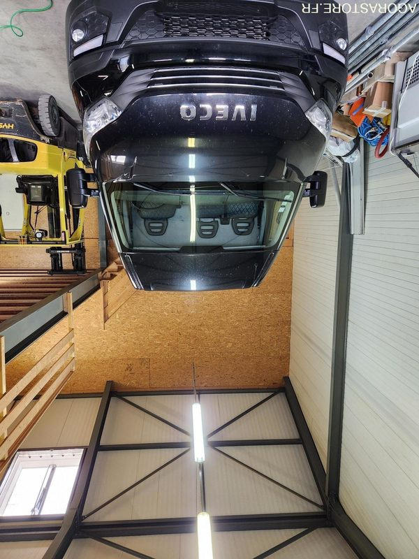 IVECO DAILY 35C21- 2017 / 170000 KM - Van panel: gambar 5 IVECO DAILY 35C21- 2017 / 170000 KM - Van panel: gambar 5