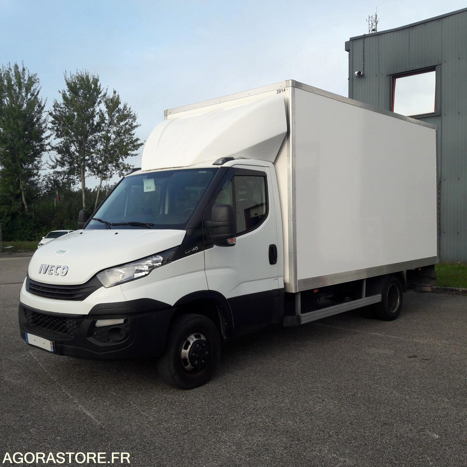 IVECO DAILY CHASSIS CABINE- 2019- 118608KM - Van panel: gambar 1 IVECO DAILY CHASSIS CABINE- 2019- 118608KM - Van panel: gambar 1