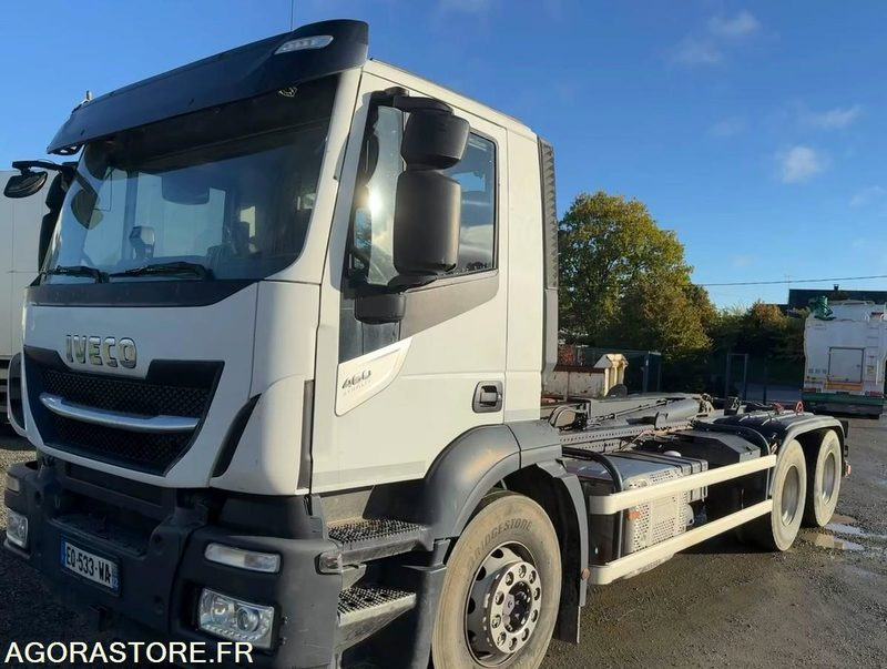 Iveco Stralis 460 boite automatique -polybenne ampliroll Marrel -255000KM - 2017 - Hook lift: gambar 2 Iveco Stralis 460 boite automatique -polybenne ampliroll Marrel -255000KM - 2017 - Hook lift: gambar 2
