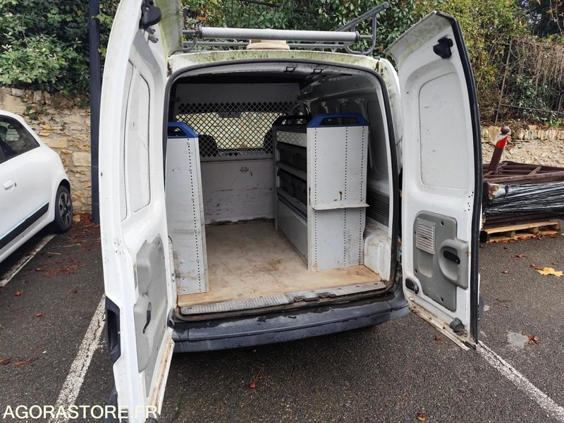 Kangoo - 2006 - 10697kms - sans carte grise (FIV) - Van kecil: gambar 4 Kangoo - 2006 - 10697kms - sans carte grise (FIV) - Van kecil: gambar 4