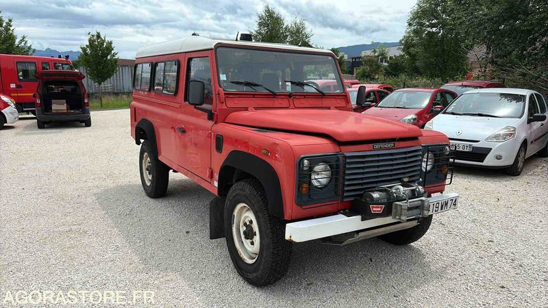 LAND ROVER DÉFENDER 110 - 67 933 Kms - 1999 - 8419 WM 74 - Mobil SUV: gambar 4 LAND ROVER DÉFENDER 110 - 67 933 Kms - 1999 - 8419 WM 74 - Mobil SUV: gambar 4