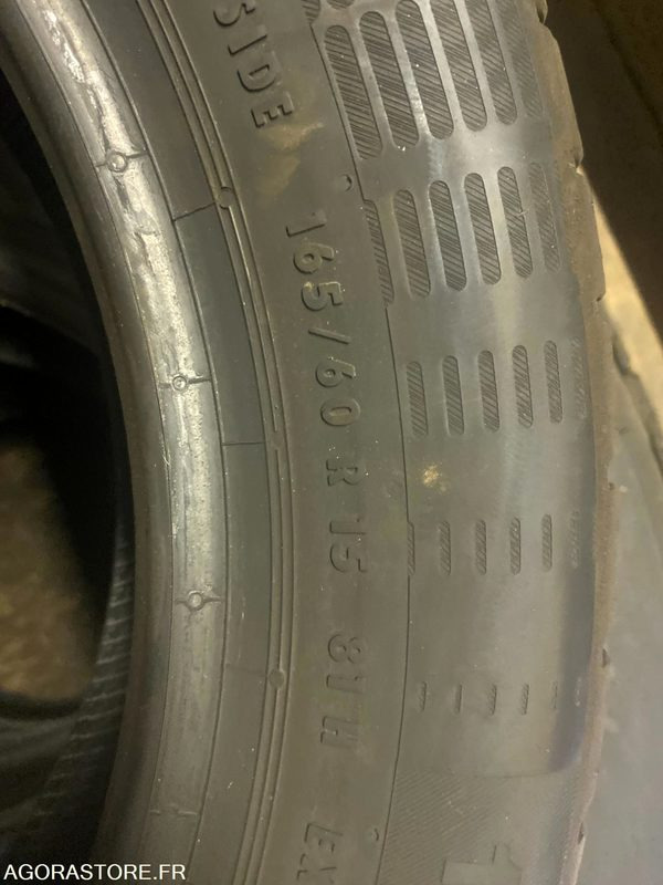 LOT DE 50 PNEUS ETE CONTINENTAL ECOCONTACT 5 165/60R15 81H DOT 2020 - ETAT NEUF - Peralatan dan perlengkapan: gambar 3 LOT DE 50 PNEUS ETE CONTINENTAL ECOCONTACT 5 165/60R15 81H DOT 2020 - ETAT NEUF - Peralatan dan perlengkapan: gambar 3