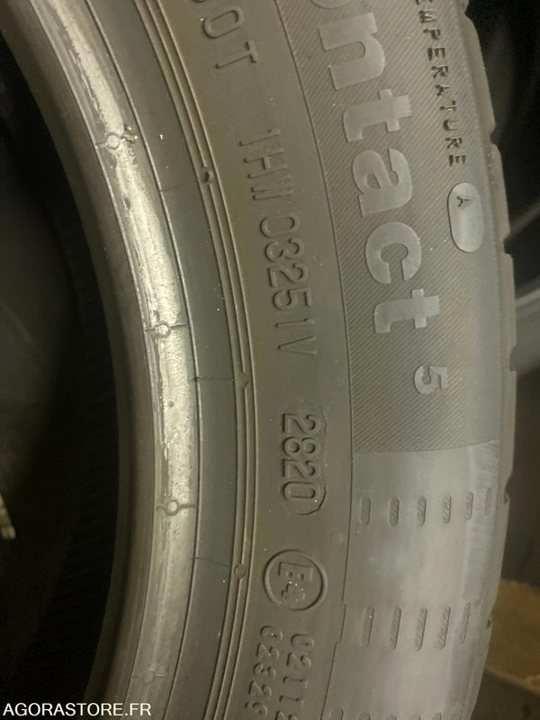 LOT DE 50 PNEUS ETE CONTINENTAL ECOCONTACT 5 165/60R15 81H DOT 2020 - ETAT NEUF - Peralatan dan perlengkapan: gambar 4 LOT DE 50 PNEUS ETE CONTINENTAL ECOCONTACT 5 165/60R15 81H DOT 2020 - ETAT NEUF - Peralatan dan perlengkapan: gambar 4