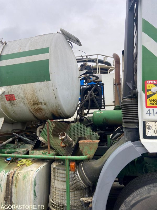 MERCEDES ACTROS 2031 HUWER 2001 (300000Km ) NON ROULANT EXPORT UNIQUEMENT - Truk vakum: gambar 3 MERCEDES ACTROS 2031 HUWER 2001 (300000Km ) NON ROULANT EXPORT UNIQUEMENT - Truk vakum: gambar 3