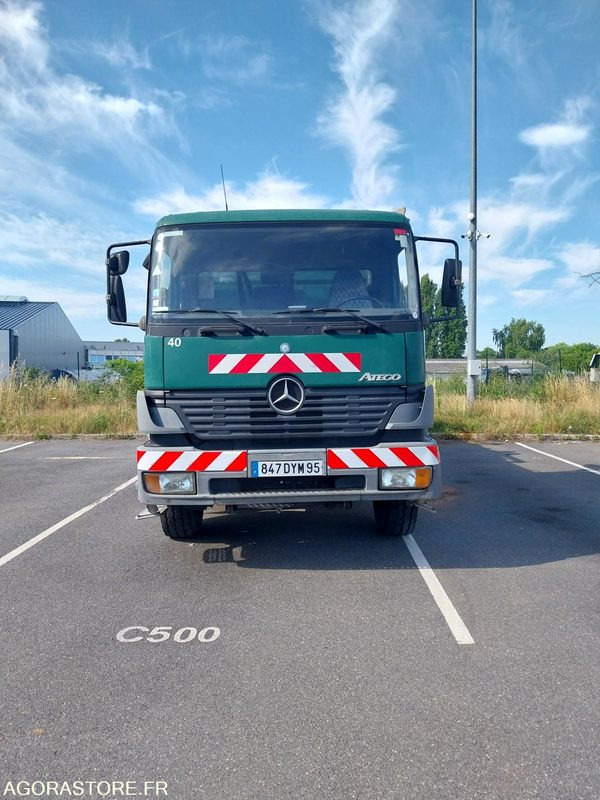 MERCEDES Atego 1828 HUWER 2005 378491KM ROULANT EXPORT UNIQUEMENT - Truk vakum: gambar 1 MERCEDES Atego 1828 HUWER 2005 378491KM ROULANT EXPORT UNIQUEMENT - Truk vakum: gambar 1